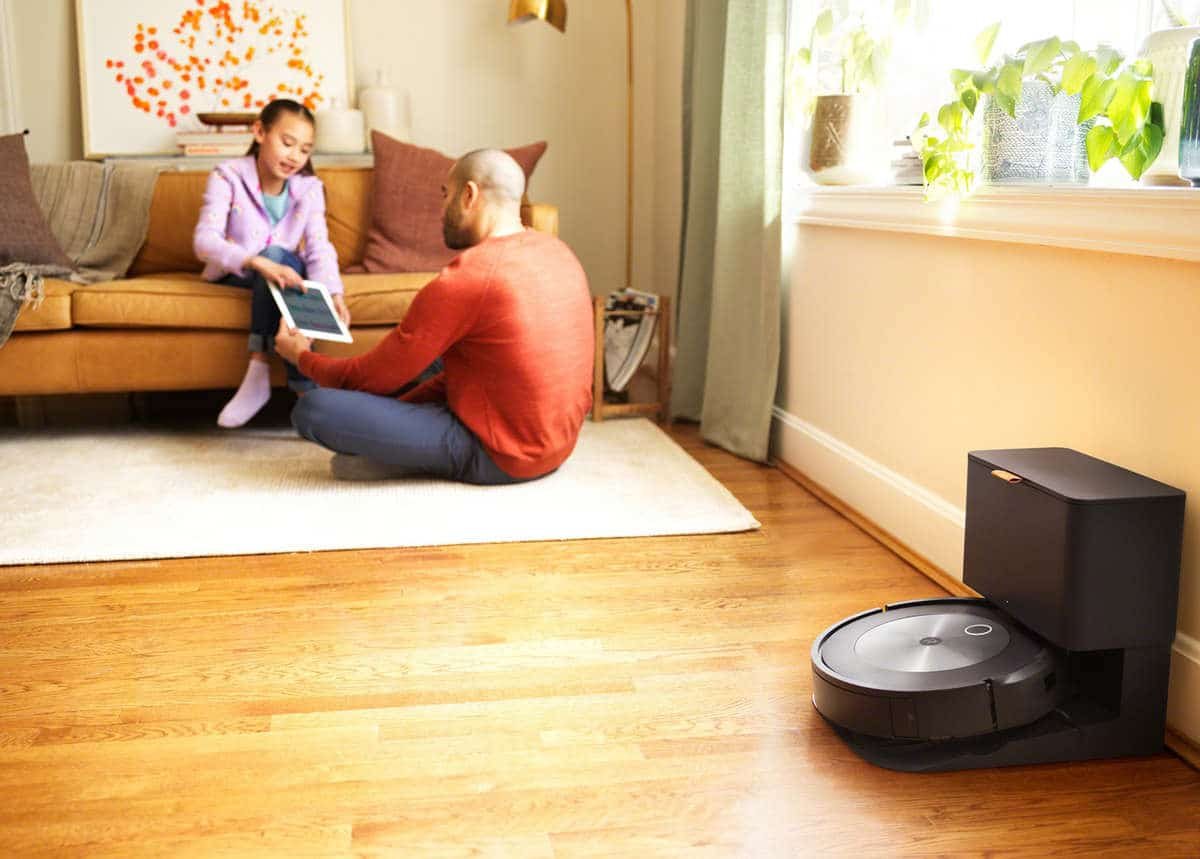 Amazon goes on robot vacuum domain frenzy following iRobot notice