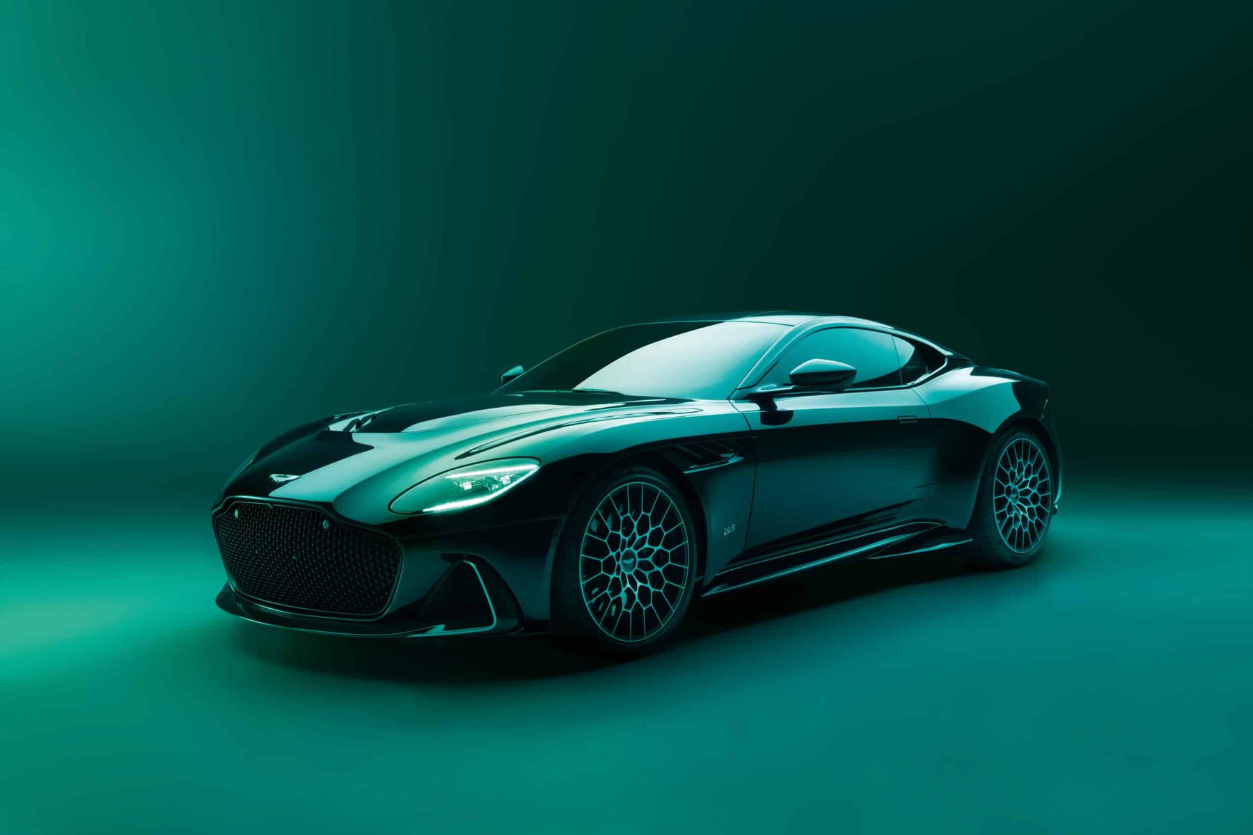Wins .ai domain from misguided domain registrant — Aston Martin