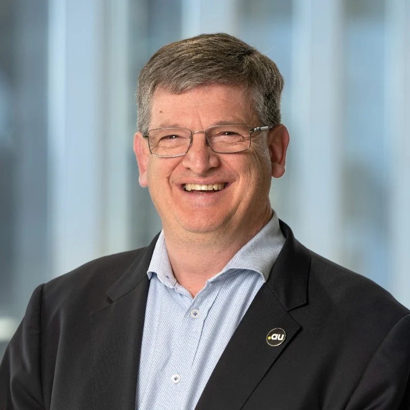 Headshot of Bruce Tonkin