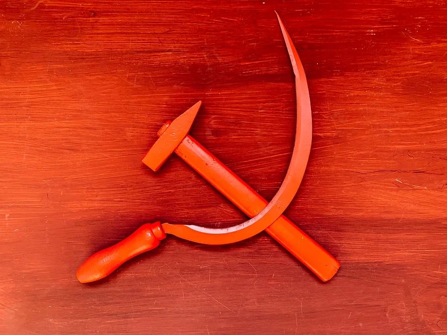 .Com is for communism?
