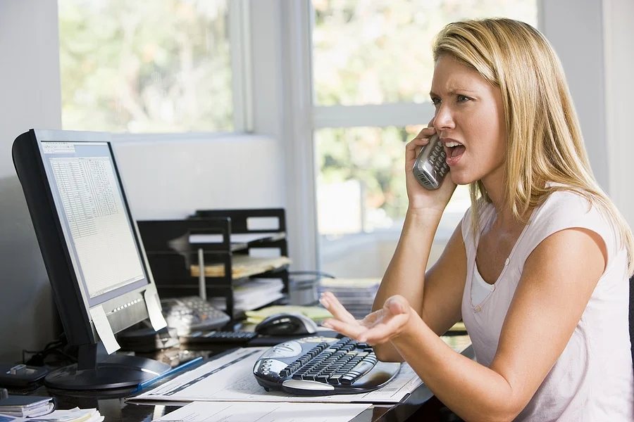 Domain name registrar make it easy to transfer domains out? — Does your