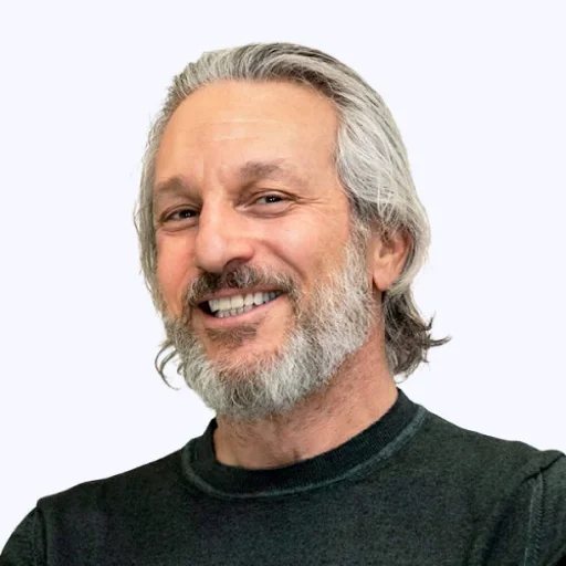 Elliot Noss hands over CEO duties at Tucows, firm plans to sell fiber business