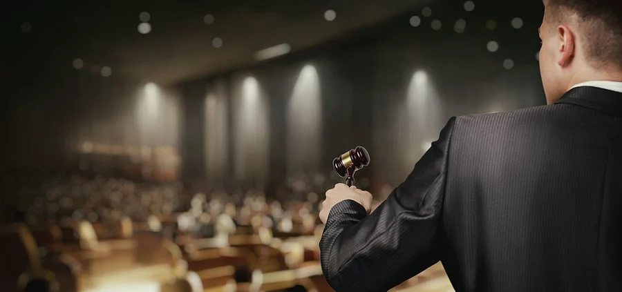 GoDaddy to nix client listings on GoDaddy Auctions