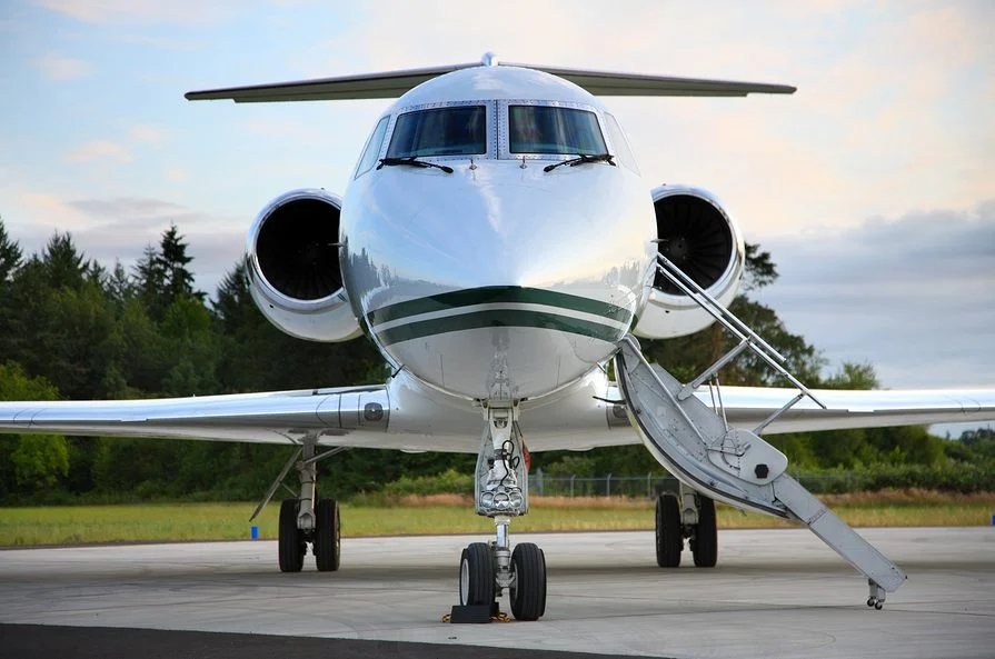 To take PrivateJet.com off of all of those domain sales lists — It’s time