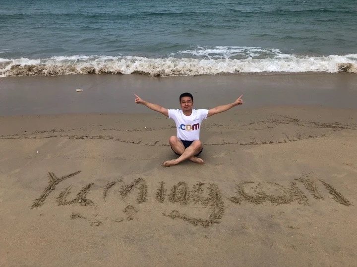 Dai, the man who owns the most two-letter .com domains — Meet Yue