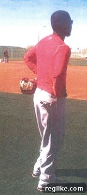 Rawlings Sues Wilson in Gold Glove Dispute 2 Gold Glove Brandon Phillips