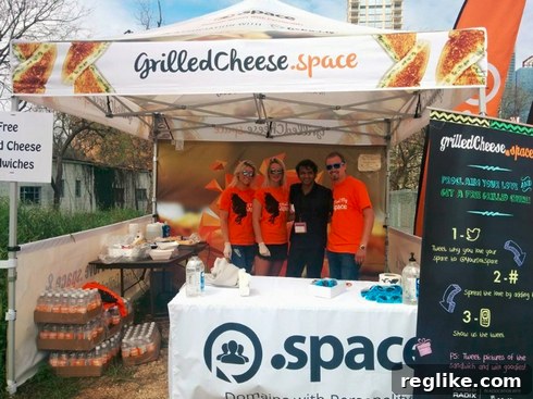 A Community Perspective on SXSW Domains 2 sxsw-cheese