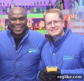 Solomon Amoako Takes the Reins as MMX's VP Channel Management 2 Solomon Amoako and Andrew Allemann at an ice bar during NamesCon.