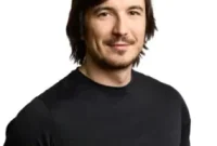 Robinhood CEO Tenev Battles for Personal Domain